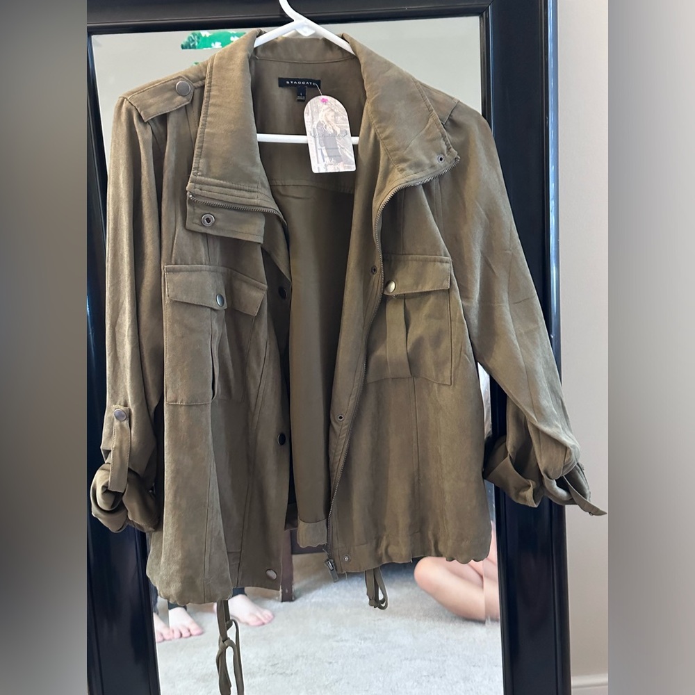 🎀 2X’s Host Pick 🎀 Lightweight Army Green Jacket